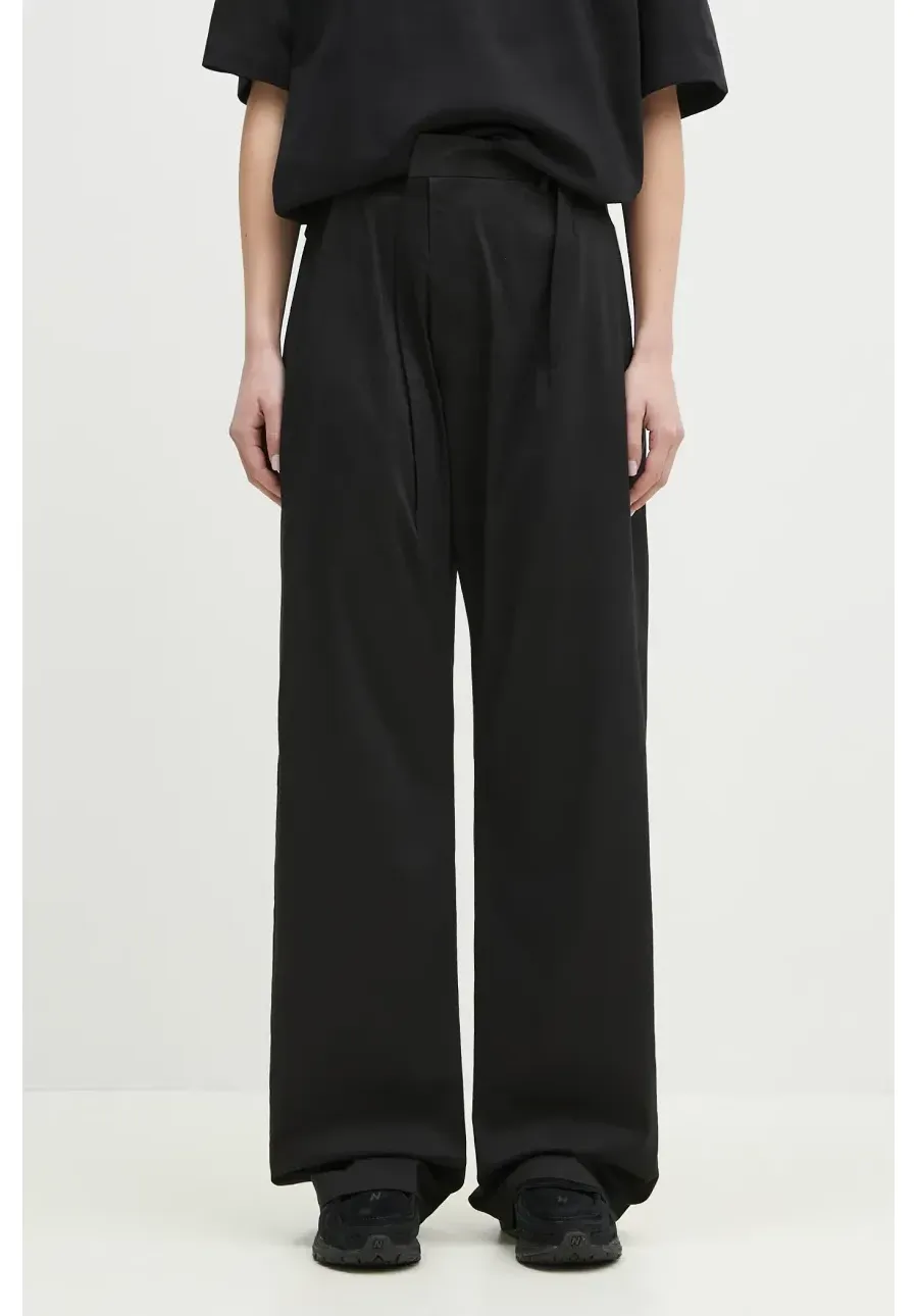 obrazek 1 MM6 Maison Margiela spodnie damskie kolor czarny fason chinos high waist S52KA0530