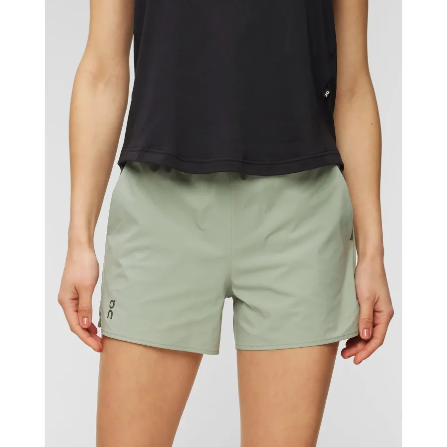 obrazek 1 Spodenki Damskie On Running Essential Shorts