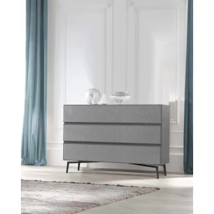 Zdjęcie Włoska komoda fornirowana z pikowanymi frontami - Casa + 39