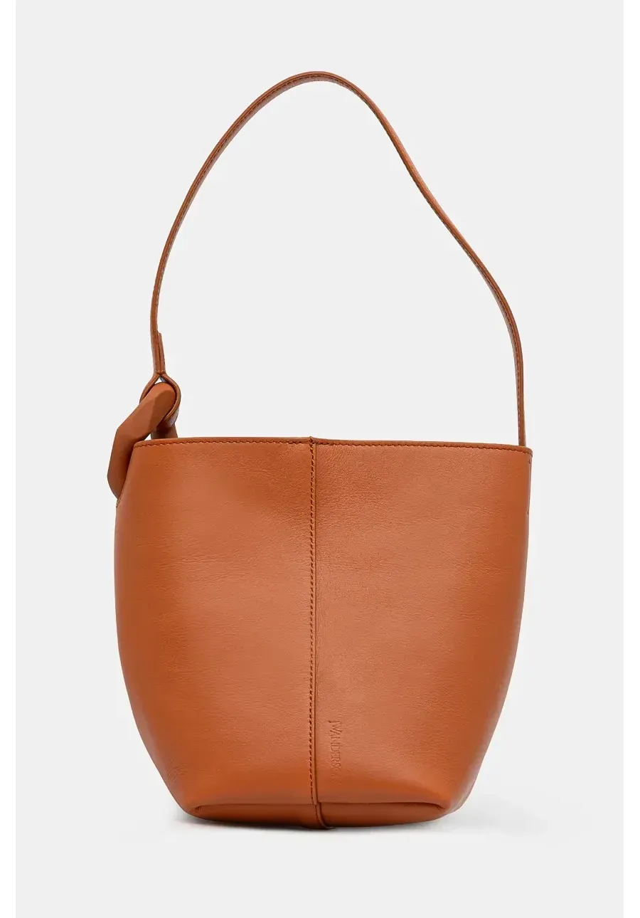 obrazek 1 JW Anderson torebka skórzana The Jwa Corner Small Bucket kolor pomarańczowy HB0614.LA0307.142