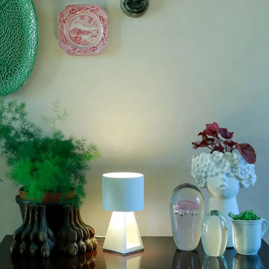 obrazek 4 Nowoczesna lampa Pup Metal na biurko od włoskiej marki