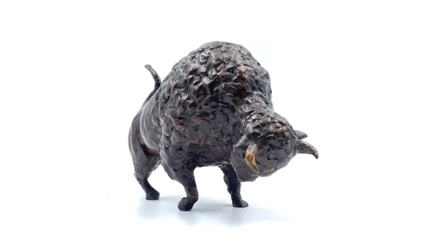 obrazek 1 Oryginalna figurka z brązu przedstawiająca bizona - idealna na prezent