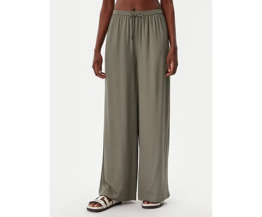 obrazek 1 Calvin Klein Swimwear Spodnie materiałowe KW0KW02823 Zielony Relaxed Fit