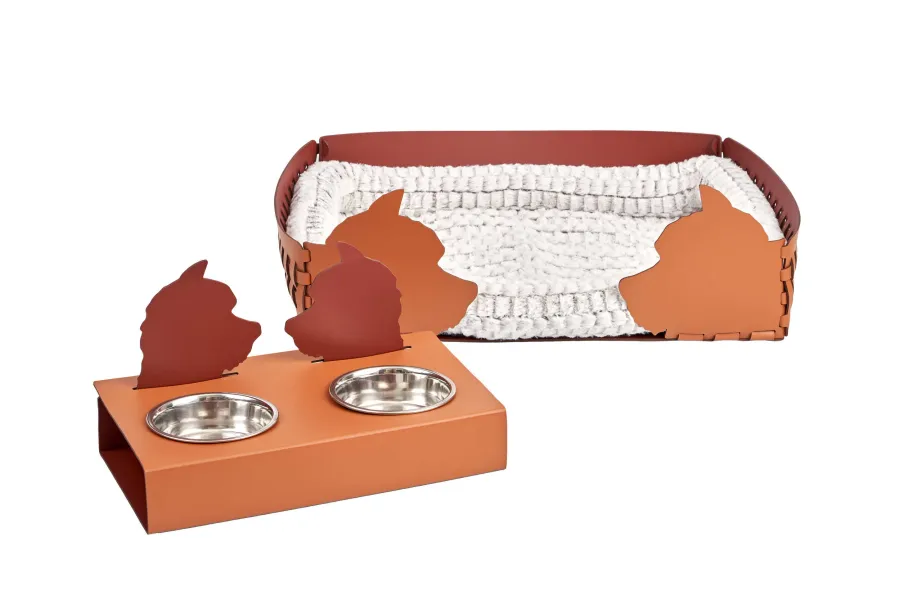 obrazek 2 Stojak na miski dla psa 40x22xH7,5 cm wykonany ze skóry w kolorze koniakowym