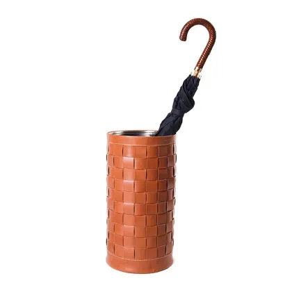 Zdjęcie Pleciony kosz na parasole