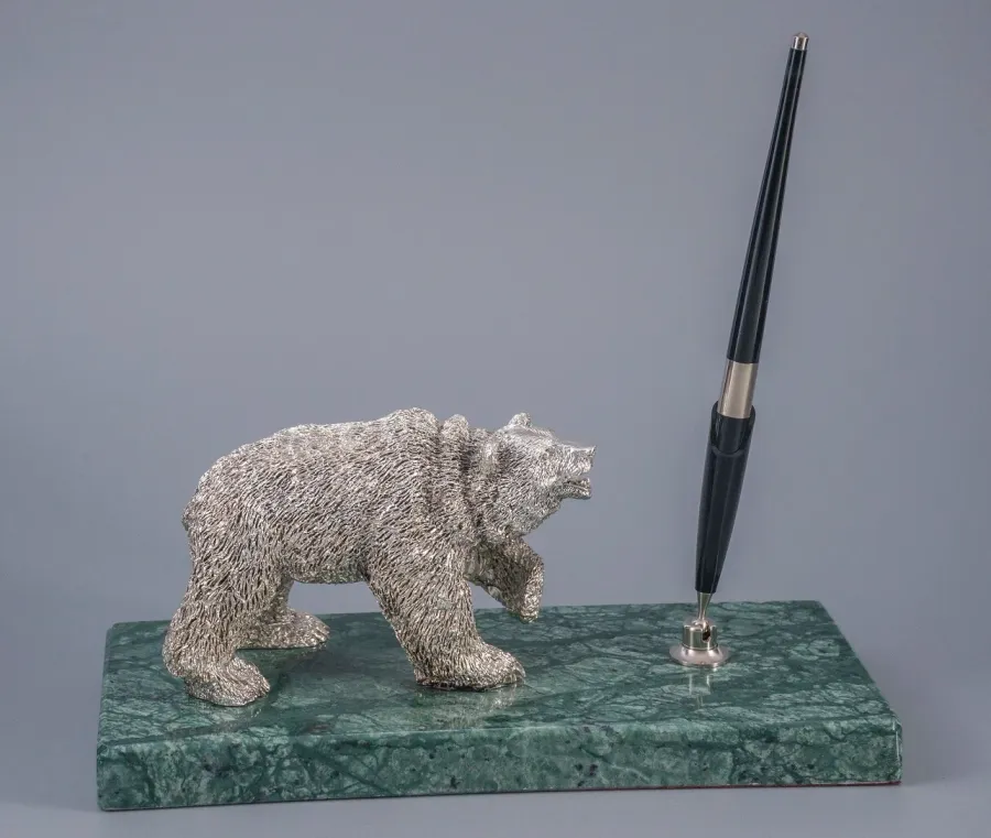 obrazek 1 Ekskluzywna figura niedźwiedzia na podstawie + długopis z Włoch - ArtBe
