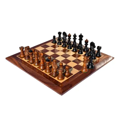 Zdjęcie Elegancka plansza z figurami do gry w szachy - The Chess Empire
