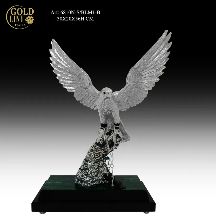 obrazek 1 Elegancka figura orzeł na podstawie