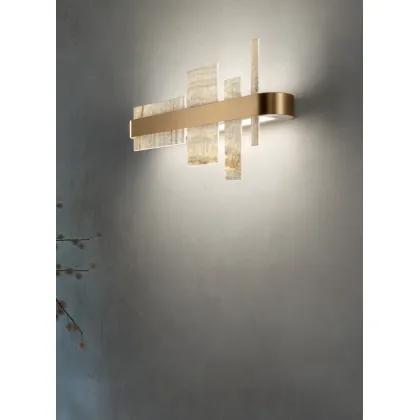 Zdjęcie Metalowa lampa ścienna z naturalnym onyksem
