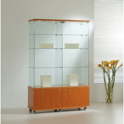 Picture Beautiful classic display case made of tempered glass