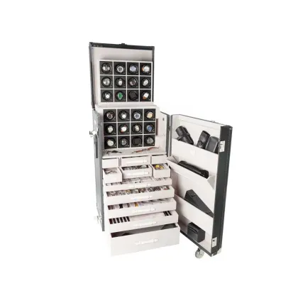 Zdjęcie Niecodzienny rotomat na 24 zegarki