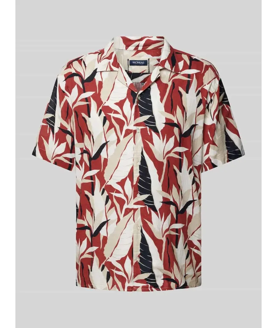 obrazek 1 Koszula casualowa o kroju tailored fit z kołnierzem z połami