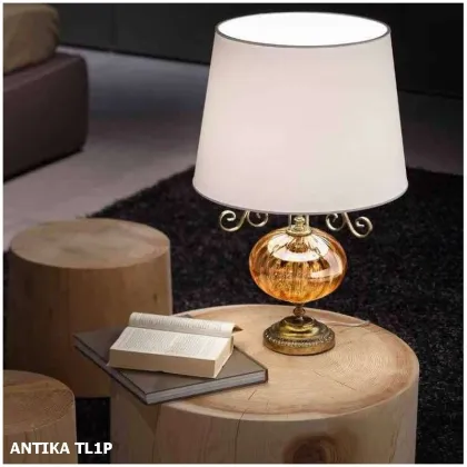 Picture Antique bedside lamp from the Italian manufacturer - Antika