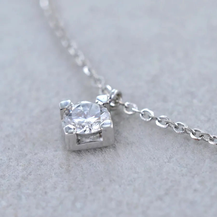 obrazek 6 Piękny włoski naszyjnik z diamentową zawieszką