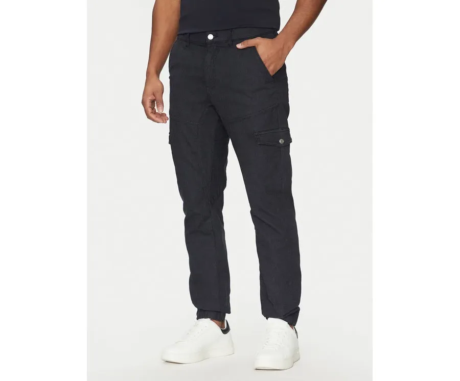 obrazek 1 Guess Spodnie materiałowe M5RB54 WGXY1 Granatowy Slim Fit