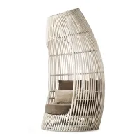 Picture An amazing capsule-shaped armchair for the living room or garden - Kenneth Cobonpue