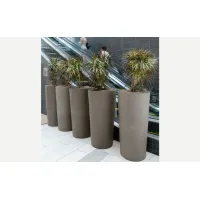Picture A wonderful flower pot for the garden - Atelier Vierkant