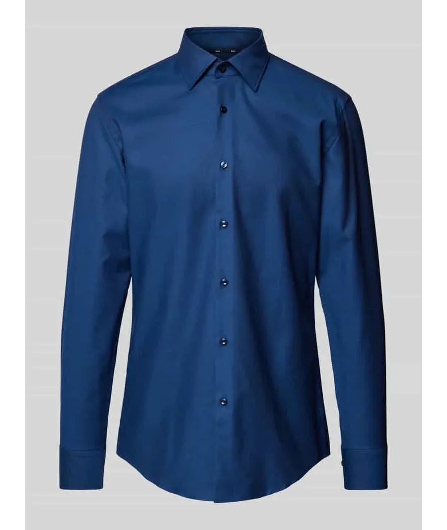 obrazek 1 Koszula biznesowa o kroju slim fit z kołnierzykiem typu kent model ‘Hank’