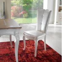 Zdjęcie Piękne włoskie krzesło tapicerowane skórą w stylu antycznym