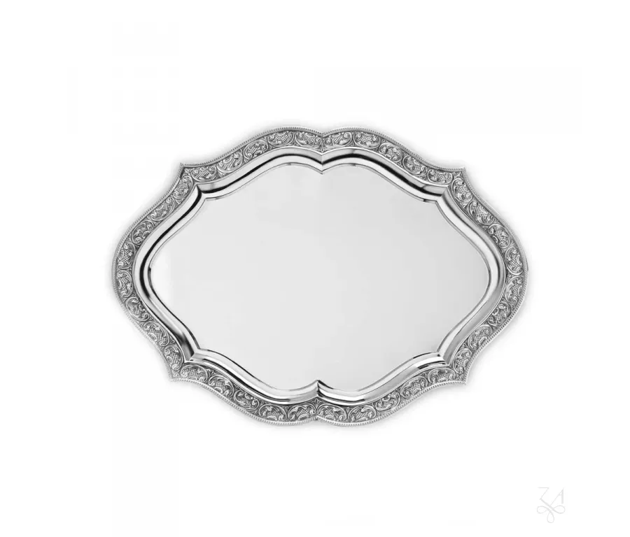 obrazek 1 Elegancka owalna srebrna taca o pięknym zdobieniu - Zaramella Argenti