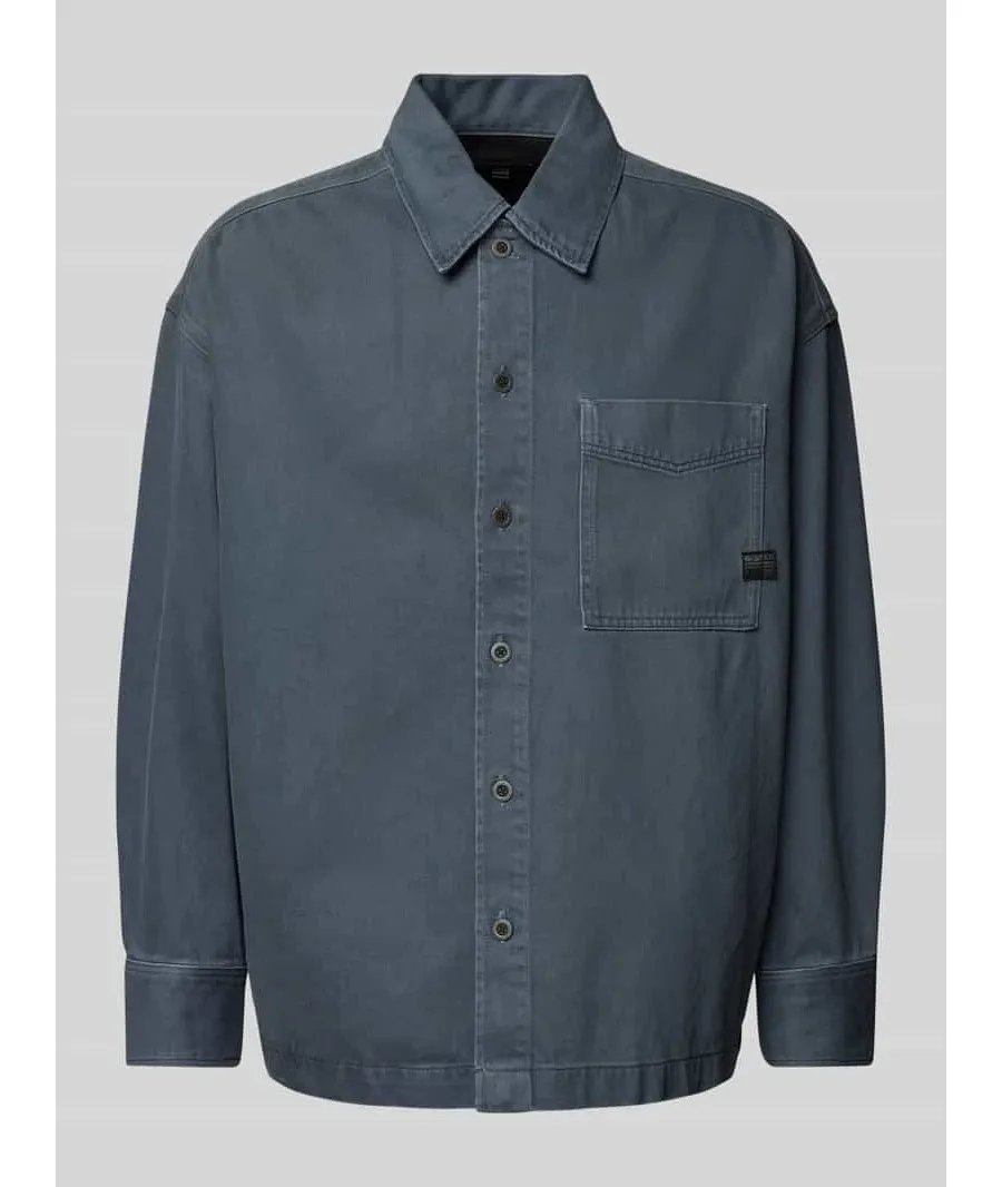 obrazek 1 Koszula jeansowa o pudełkowym kroju z detalem z logo