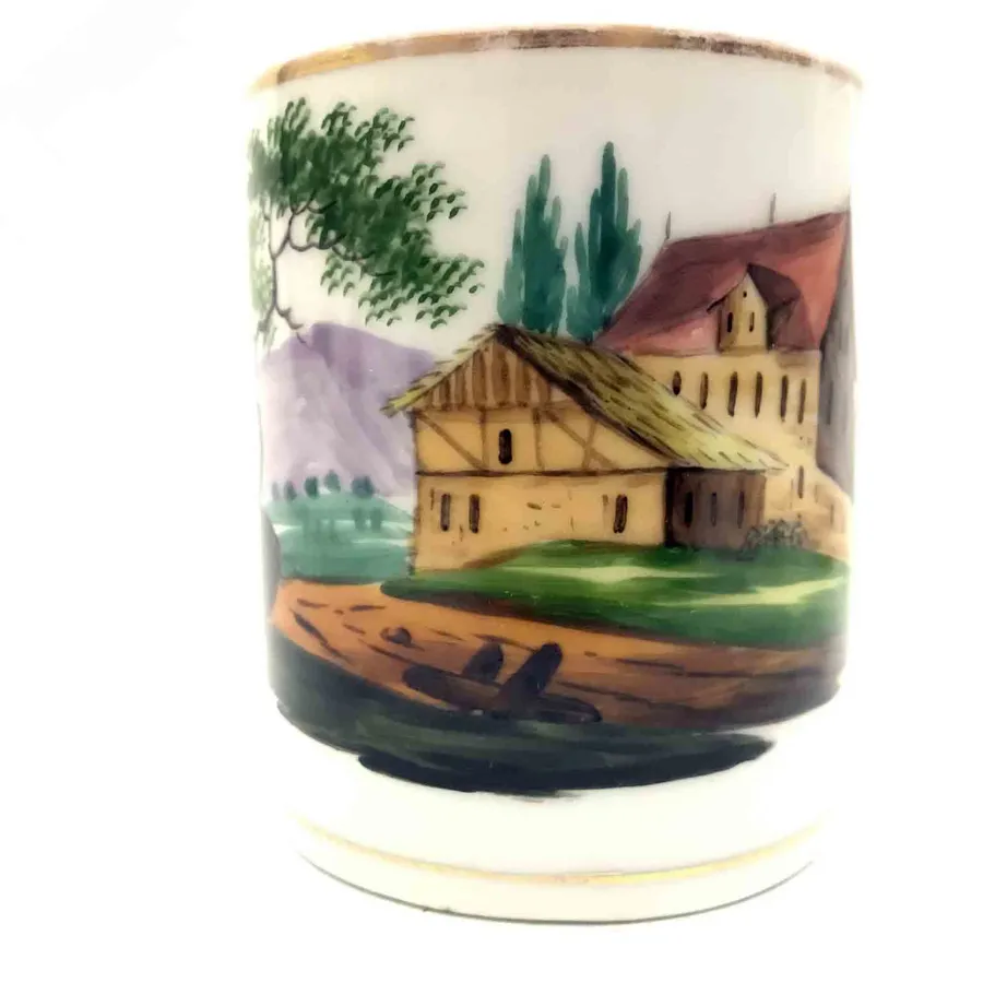obrazek 12 XIX-wieczny serwis do herbaty z porcelany
