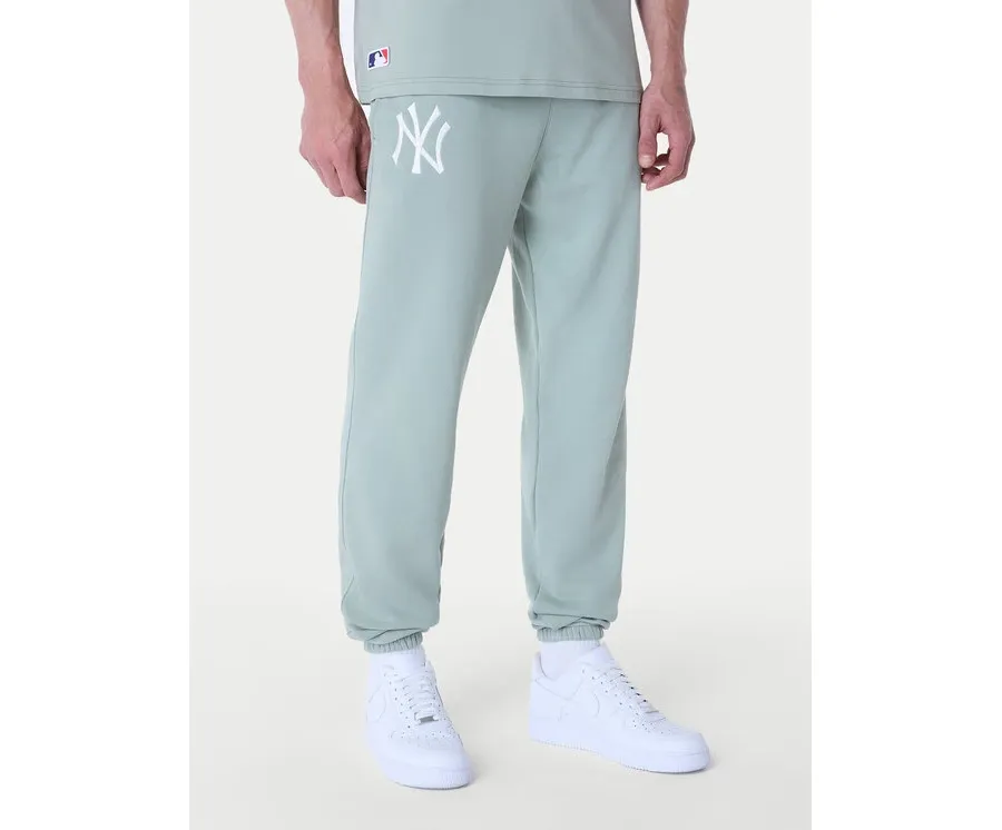 obrazek 1 New Era Spodnie dresowe New York Yankees MLB League Essential Paste 60596182 Zielony Regular Fit