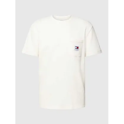 Zdjęcie T-shirt z kieszenią na piersi