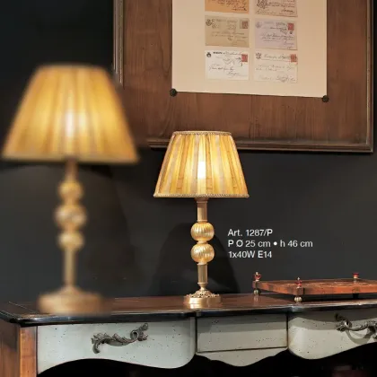 Picture Stylish lamp made of Murano glass with a yellow silk lampshade - Il Paralume Marina