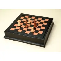 Zdjęcie Niezwykły drewniany komplet do gry w szachy i backgammon