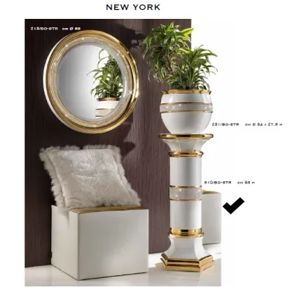 Picture Beautiful ceramic column in a modern style - Bruno Costenaro