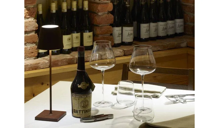 obrazek 3 Zestaw kieliszków do degustacji wina w drewnianym pudełku