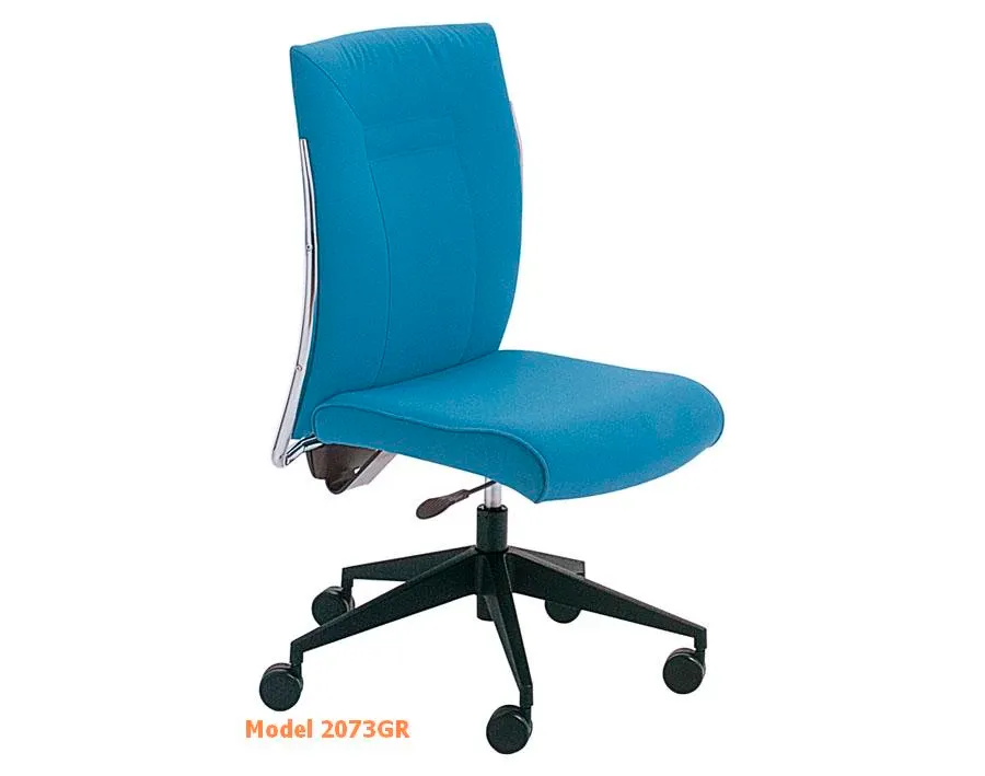 picture 7 Leather office armchair