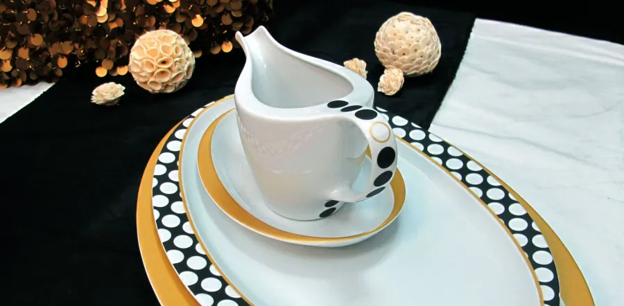 obrazek 4 Duża porcelanowa zastawa dla 12 osób - Porcel