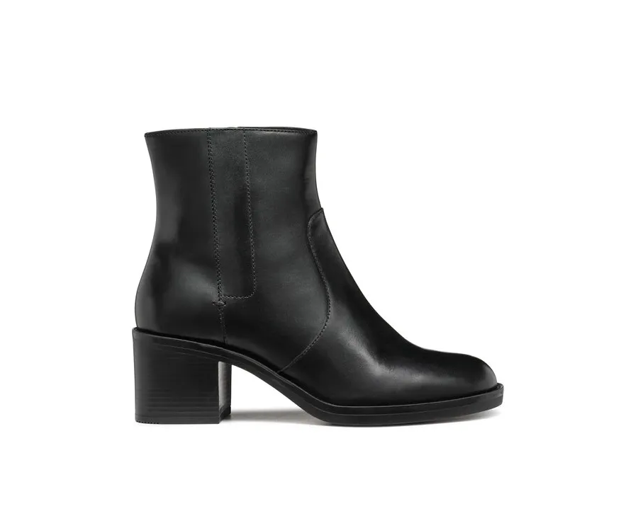 obrazek 1 Geox Botki D Serilda 60 D46XXE 00043 C9999 Czarny