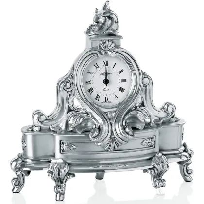 Picture Empire Style - a classic clock for the living room