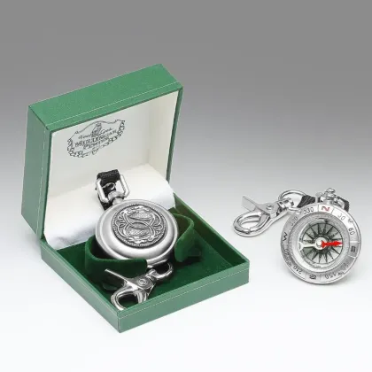 Zdjęcie Piękny irlandzki kompas z celtyckim zdobieniem