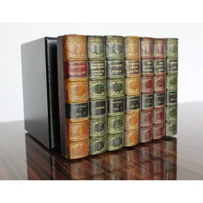 Zdjęcie Luksusowy sejf w kształcie książek do stylowych gabinetów i biur - The Original Book Works