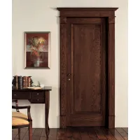 Zdjęcie Klasyczne włoskie drzwi z litego drewna