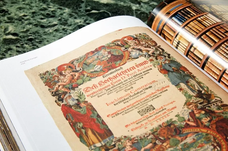 obrazek 16 Książka Massimo Listri. Najpiękniejsze biblioteki świata - Taschen