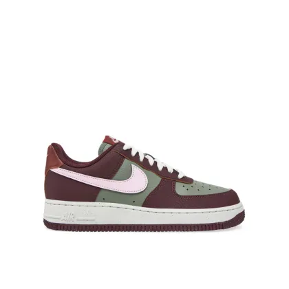 Zdjęcie Nike Sneakersy Air Force 1 '07 Next Nature Wmns HQ4047 Bordowy