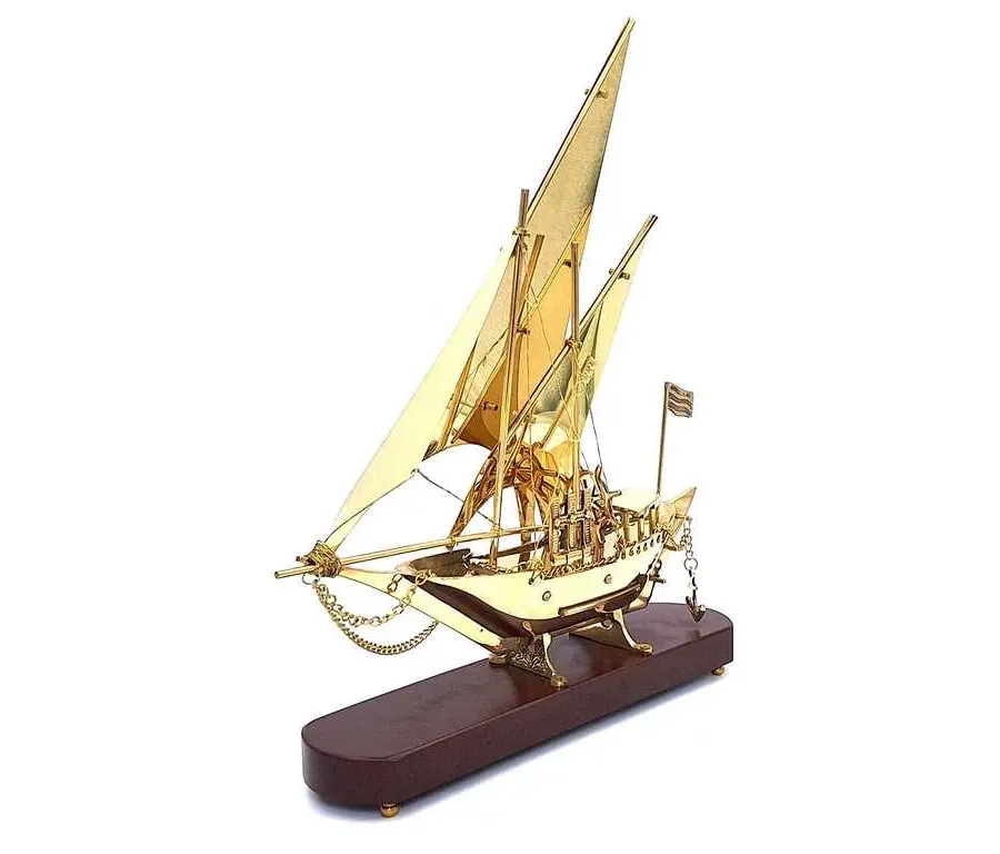 picture 3 Brass ship on a wooden base