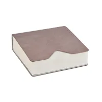 Zdjęcie Minimalistyczny skórzany uchwyt na chusteczki 13x13xH3,8 cm w kolorze pudrowego różu