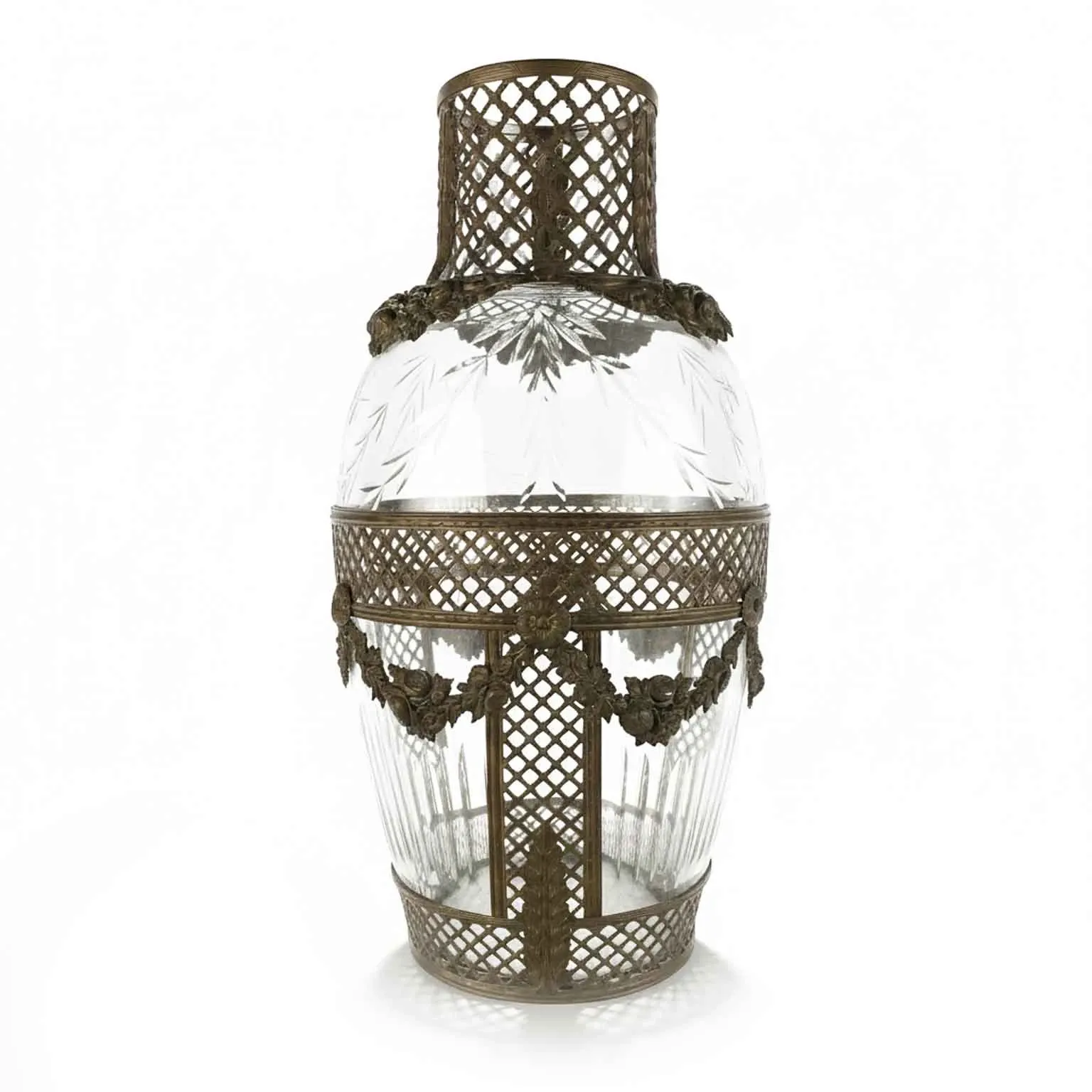 Zdjęcie Szklany wazon na kwiaty z mosiężnymi zdobieniami, ok. 1930 r.