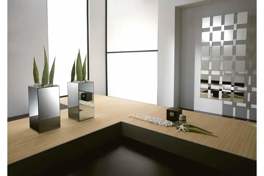 obrazek 1 Wazon lustrzany z wewnętrzną drewnianą konstrukcją - Tonelli Design
