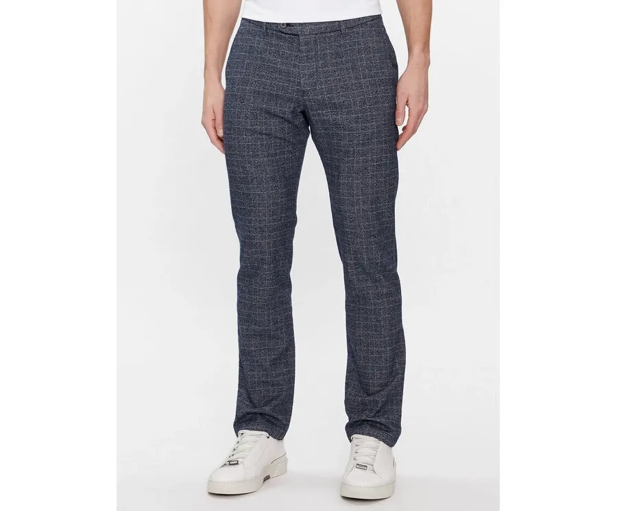 obrazek 1 Bugatti Chinosy 4930 26116 Niebieski Modern Fit