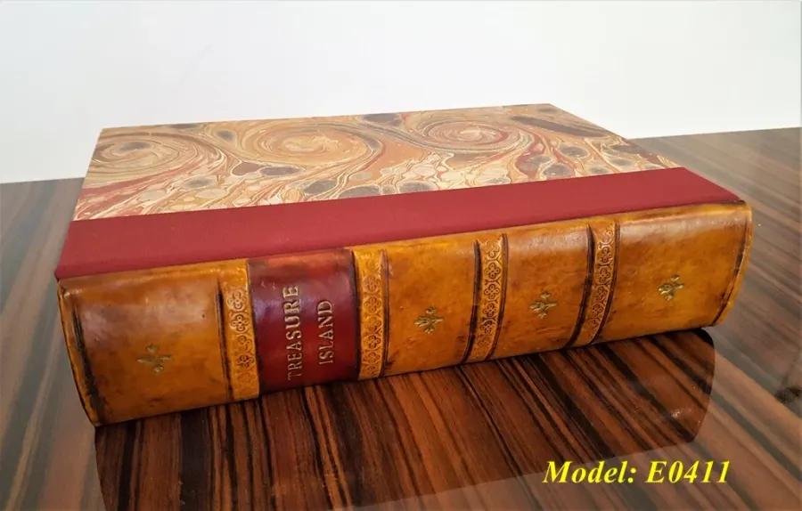 obrazek 2 Sejf książkowy - angielska produkcja  The Original Book Works