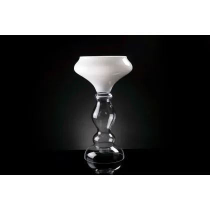 Picture Artistic glass vase for the apartment