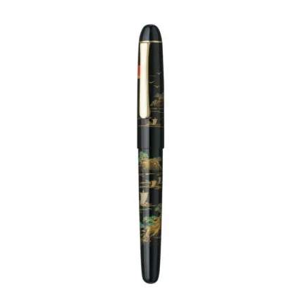 Picture The pioneering Century Kaga Hira Maki-e Sansui fountain pen