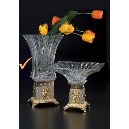 Zdjęcie Wazon ozdobny z kryształu, złota, mosiądzu i kryształków